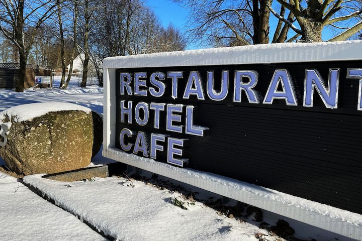 Hotel 71 of 81