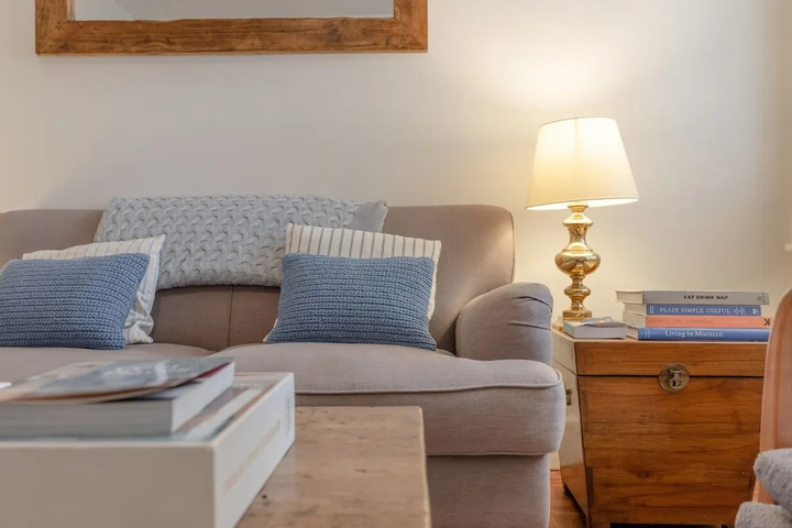 Charming 1 Bedroom Flat Close To Tube Station