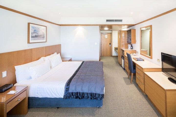 Room 3 of 55