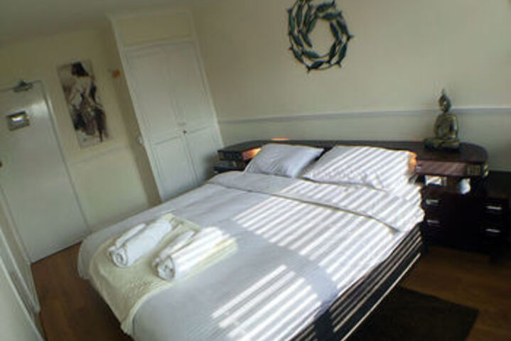 Room 20 of 42
