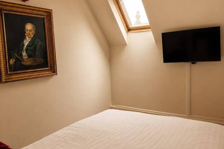 Room 20 of 47