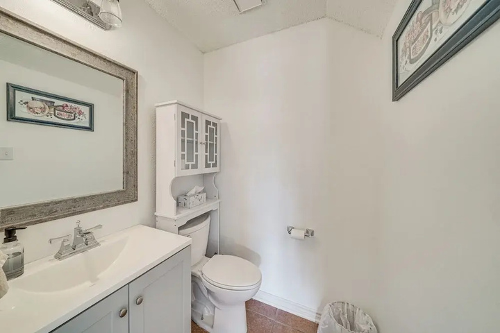 Image of Spacious Home w / Deck - Near San Antonio Aquarium!