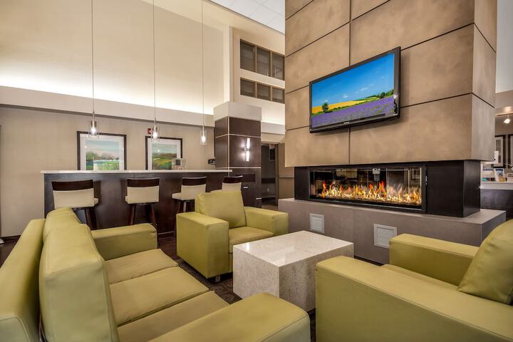 Guest Lobby