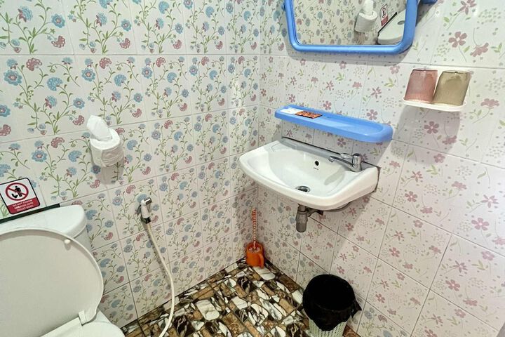 Room 55 of 100