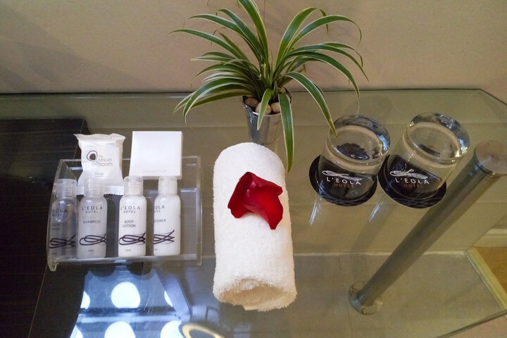 Room amenity