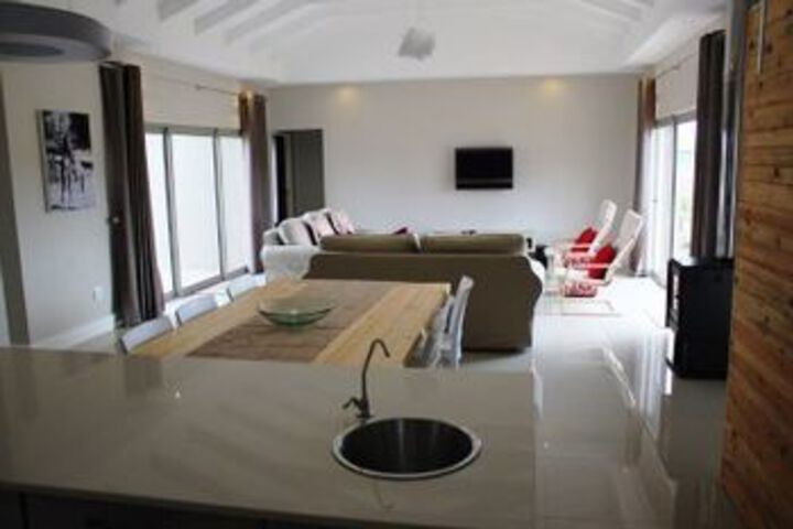 Room 12 of 15