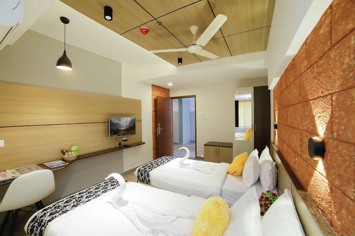 Room 10 of 53