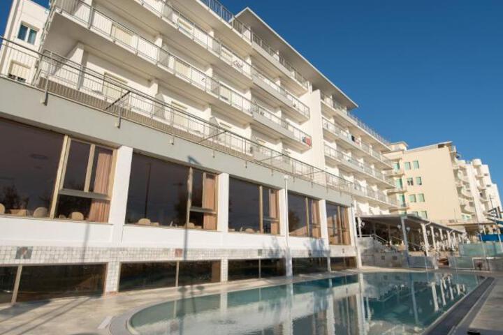 Grand Hotel Excelsior in Senigallia