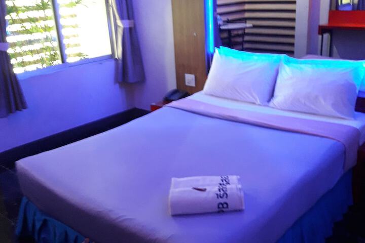 Room 2 of 14