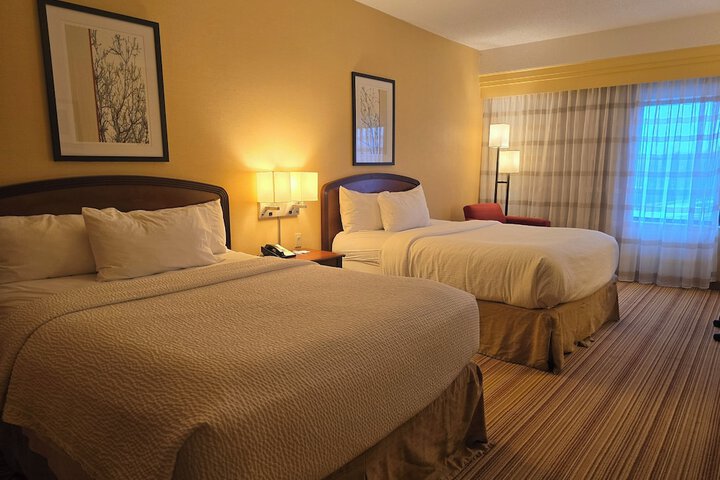 Room 35 of 135