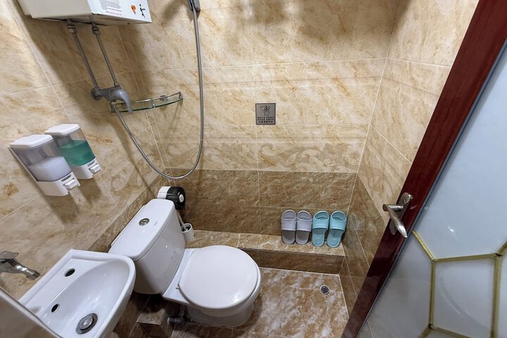 Room 100 of 139