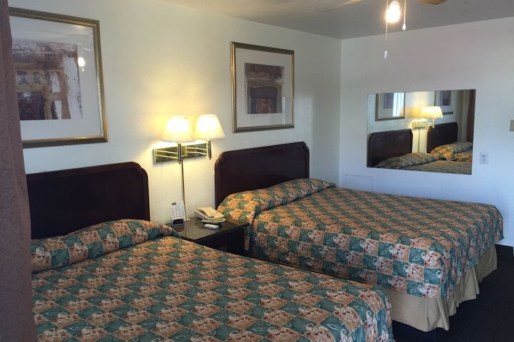 Room 18 of 50
