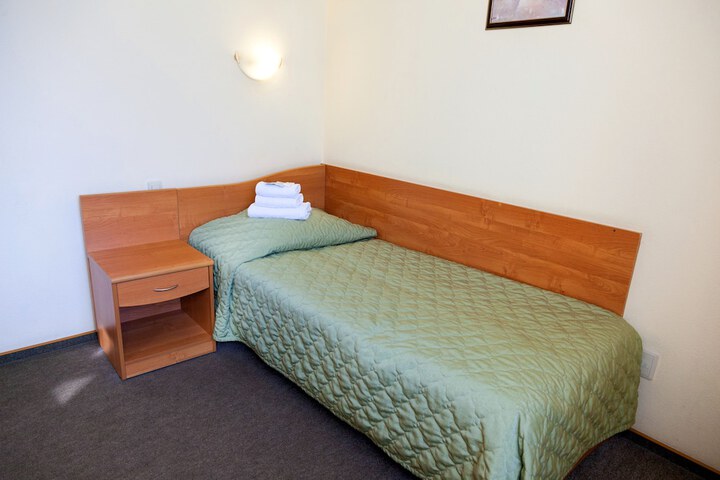 Room 7 of 71