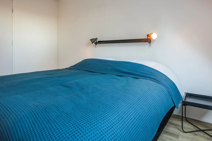 Room 2 of 14