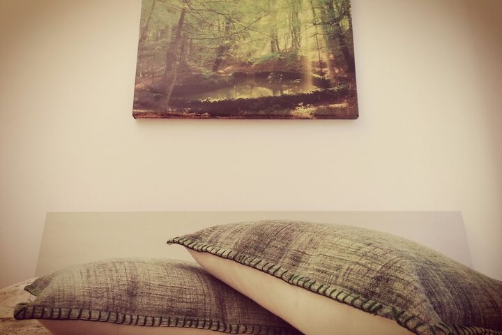 Room 6 of 15