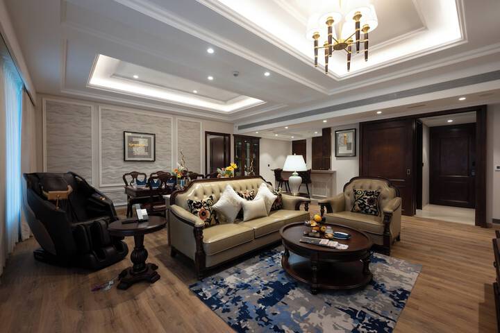 Room 40 of 69