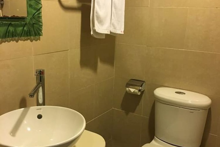 Room 19 of 32