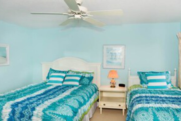 Room 14 of 14