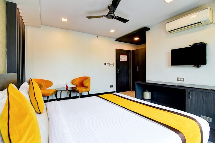 Room 42 of 117
