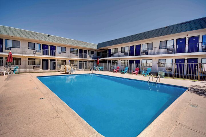 Hotel with Pool