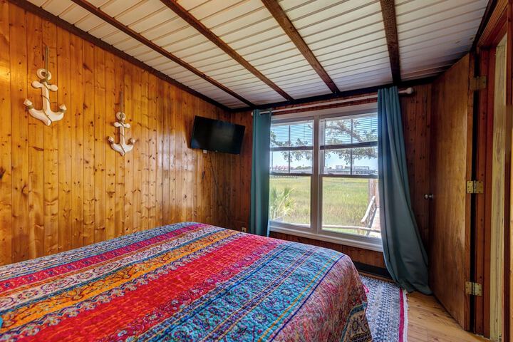 Room 21 of 84