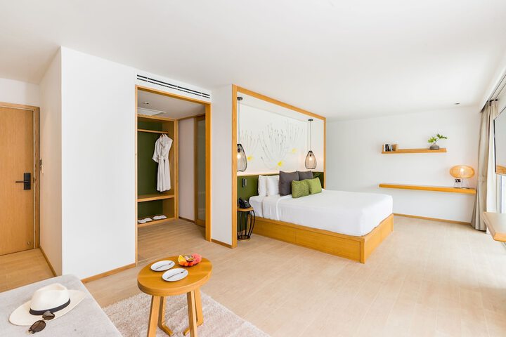 Room 12 of 95