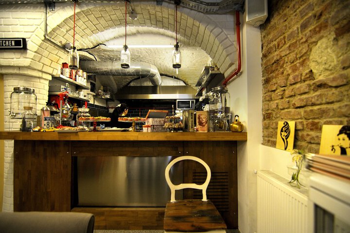 Cafe