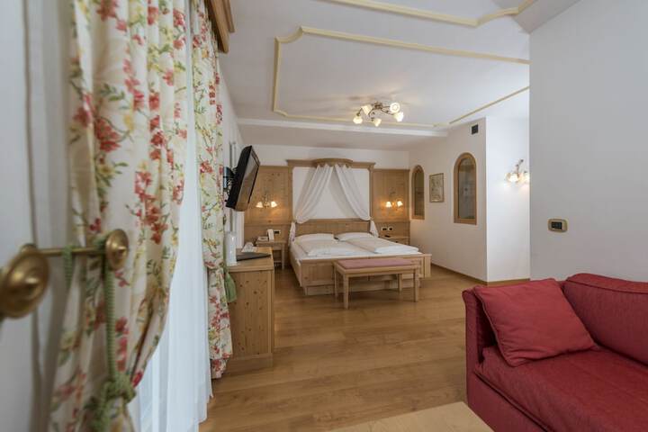 Room 9 of 55