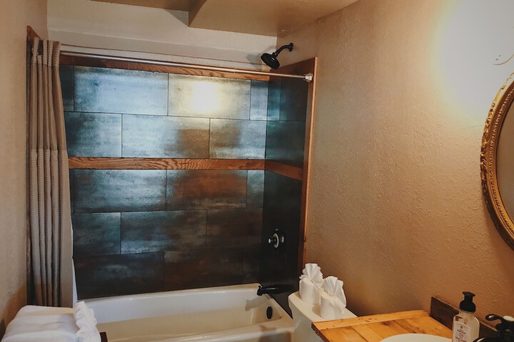 Room 49 of 68