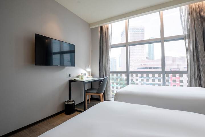 Room 14 of 78
