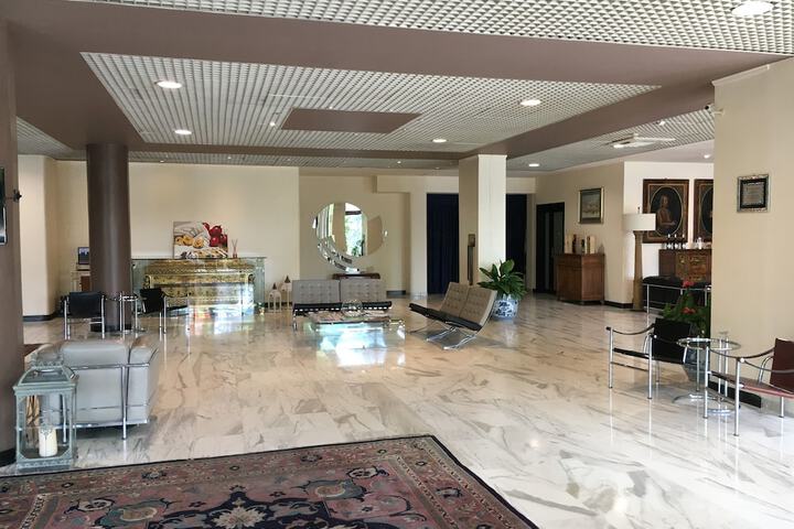 Hotel Lobby