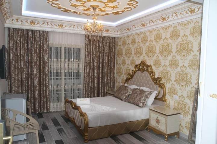 Room 28 of 41