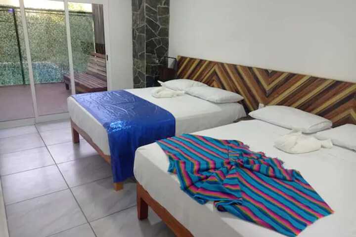 Room 8 of 231