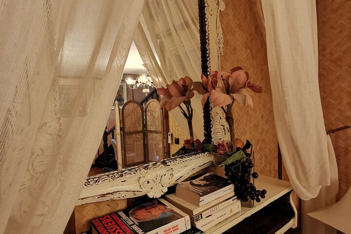 Room 46 of 404