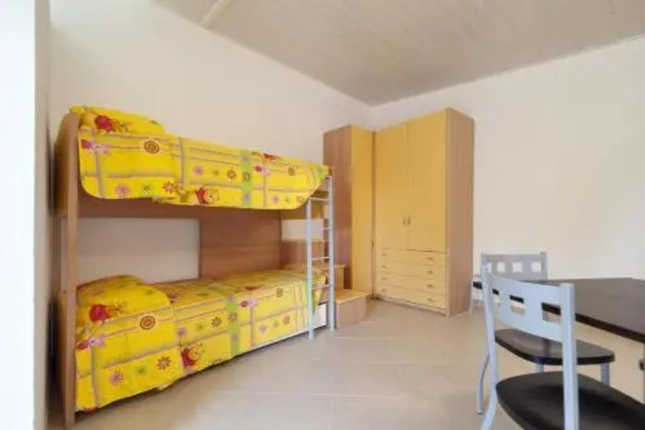 Room 6 of 22