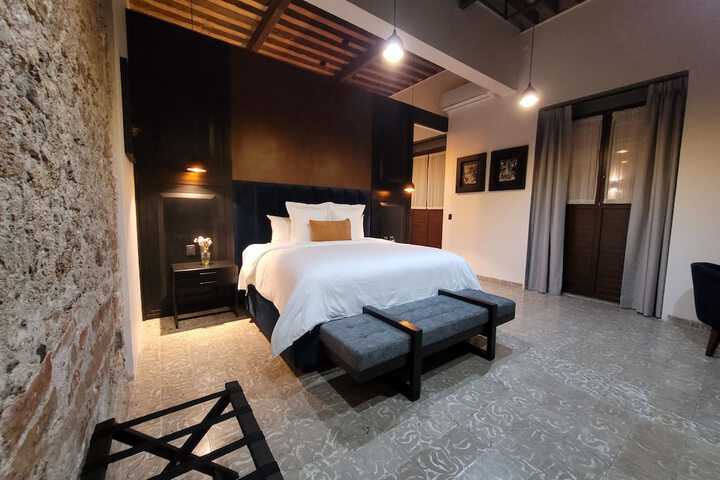 Room 17 of 135