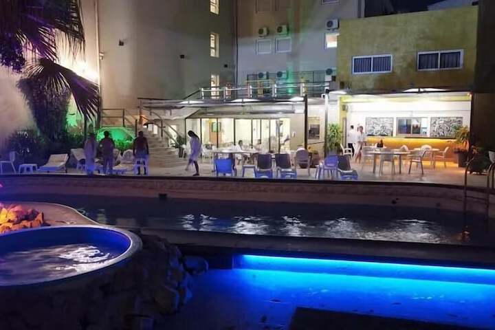 Hotel 15 of 18