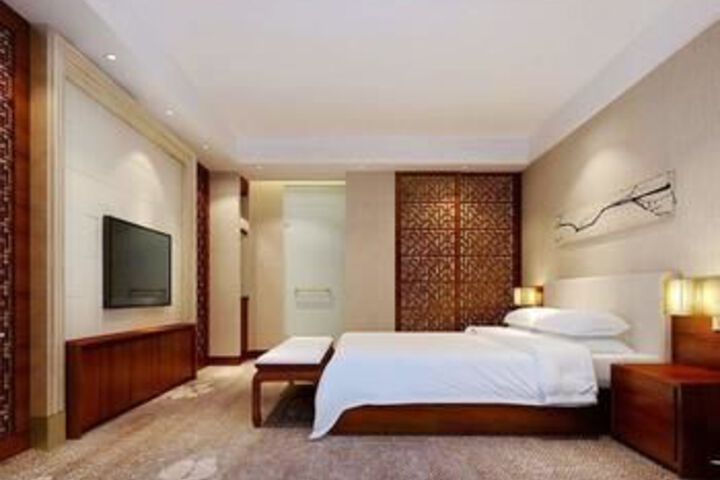 Room 2 of 12