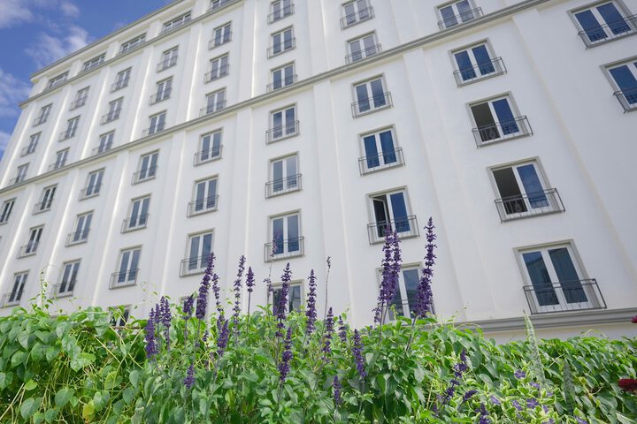 Hotel 73 of 76