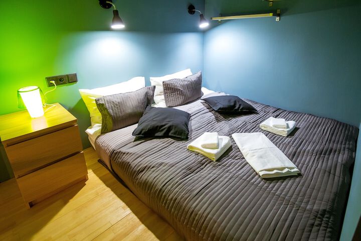 Room 10 of 24