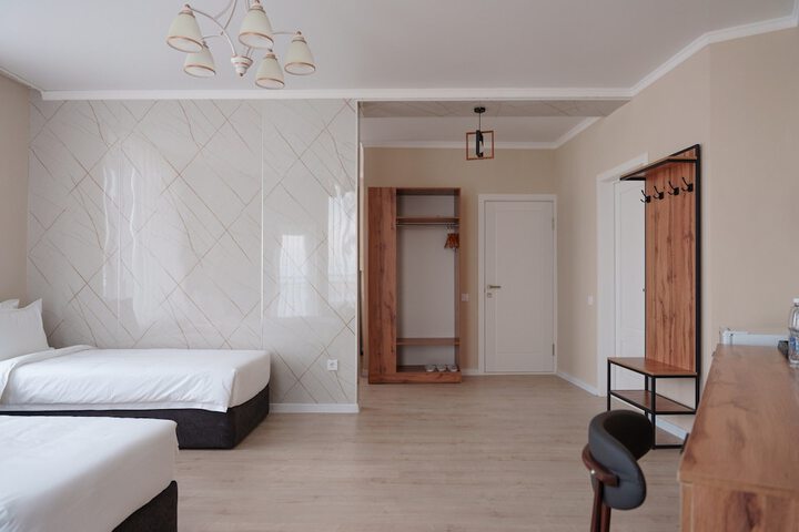 Room 10 of 49
