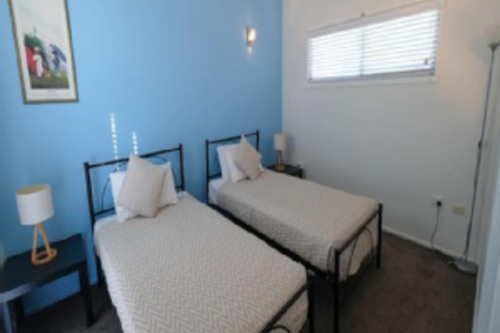 Room 45 of 192