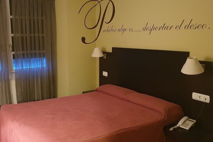 Room 3 of 13