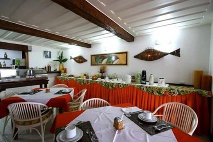 Dining 49 of 67