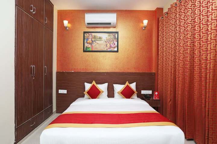 Room 3 of 23