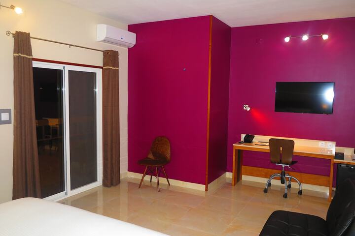 Room 16 of 49