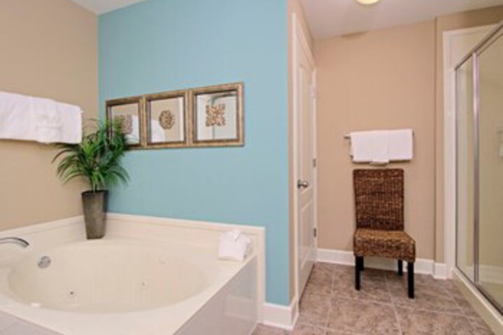 Room 20 of 85