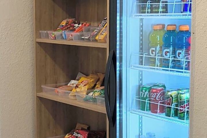 Snack bar