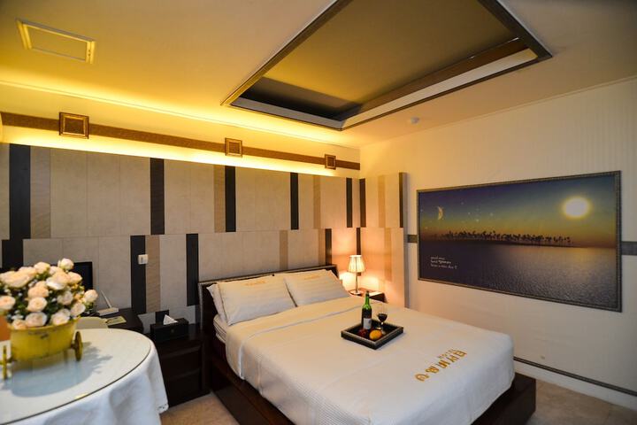 Room 14 of 54