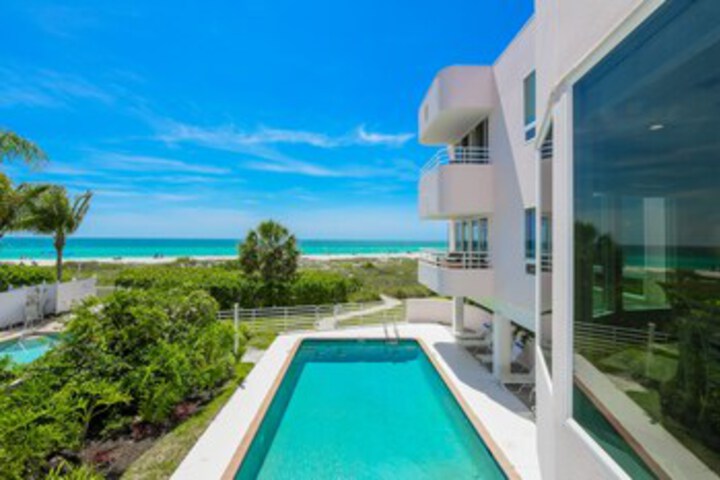Photo of Island Paradise #2